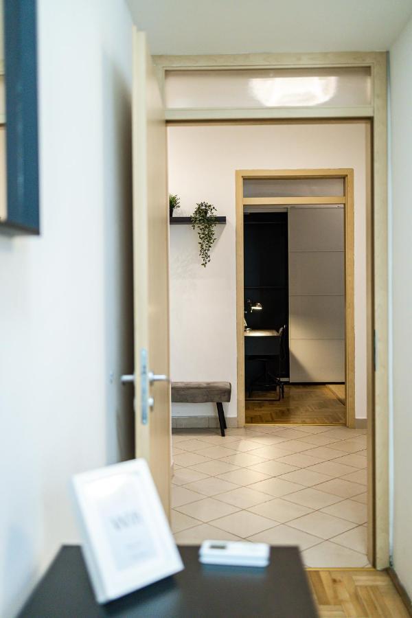 Cosy 1 Bedroom Apartment In Gozsdu Court Budapest Exterior photo